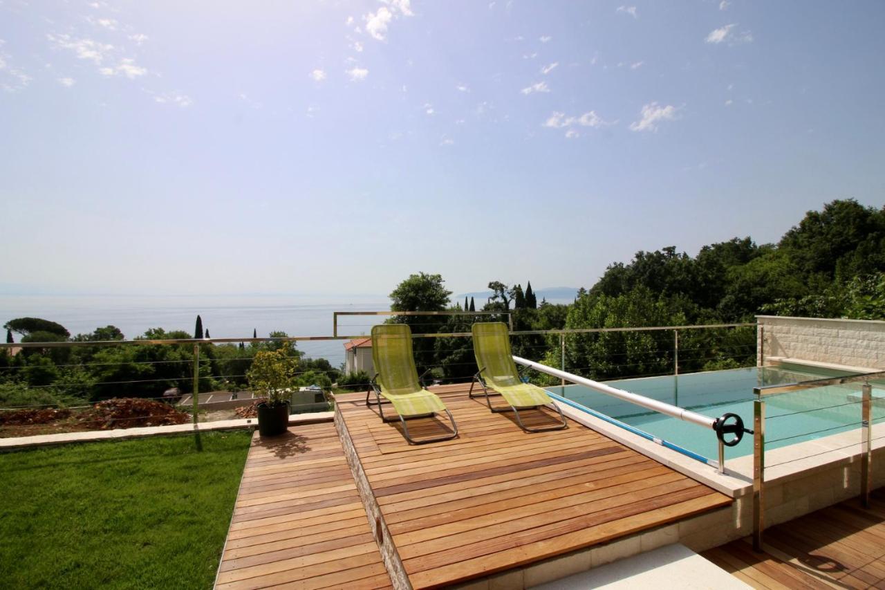 Apartment Pearl Of Kvarner Lovran Exterior photo
